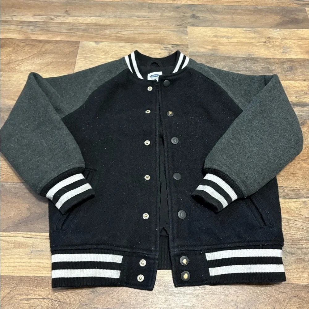 Old Navy Kids Varsity Jacket Size M (8) | Black & Gray Snap Button Jacket